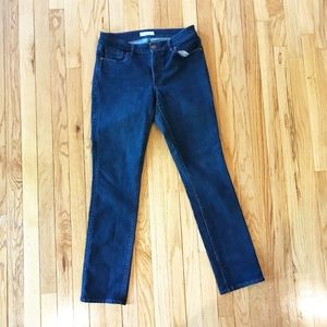 Loft Curvy Straight Leg Jeans 👖